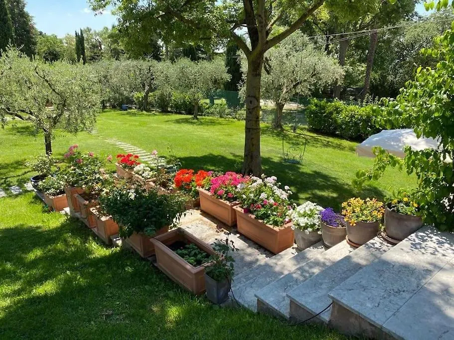 Villa Emma Lazise. Astonishing Lake View 0*, Lazise